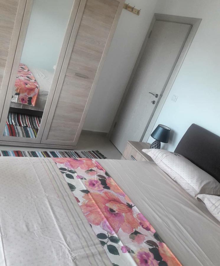 Topla Herceg Novi Bagian luar foto